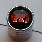 Колпачки на ниппель Фольксваген GTi (красн.фон, цилиндр) комплект 4шт - фото 15415