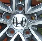 Колпачки в диск Хонда (69/65 мм) эмблема плоская с ободом / (кат.44732-SX0-J0101) - фото 15663