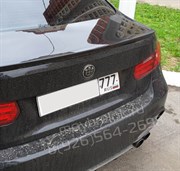 Наклейка БМВ черно-черная (73 мм) на капот / багажник - фото 18064